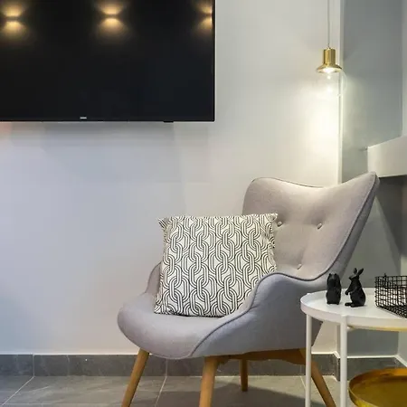 Stylish Magheru Бухарест